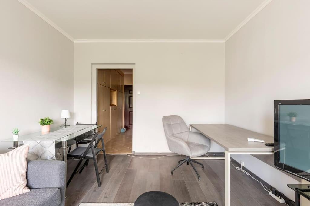Lovely 1 Bedroom Flat - Gazdagret Будапеща Екстериор снимка